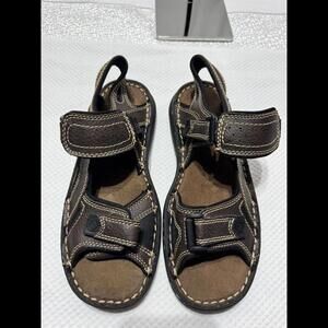 Duck Head Brown Sandals Size 5